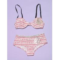 Knit wired padded bra and shorty